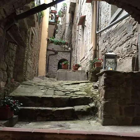 Sweet Nyaraló